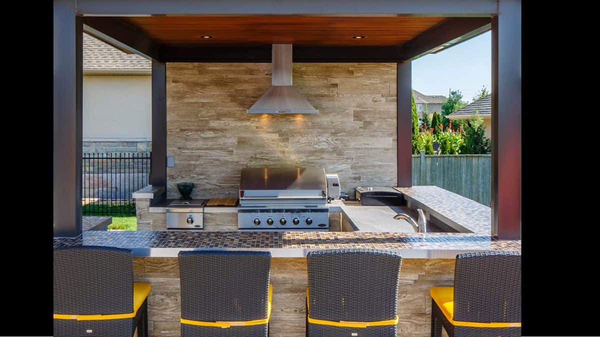 Antique-Wood-Driftwood-outdoor-kitchen.jpg
