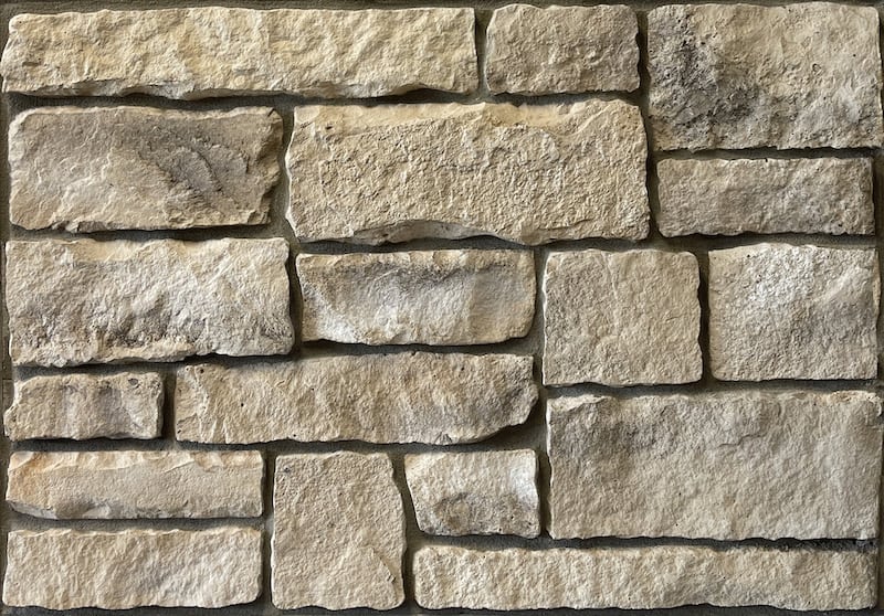 Ozark Chiseled Edge faux stone Realstone W neutral chiseled faux stone