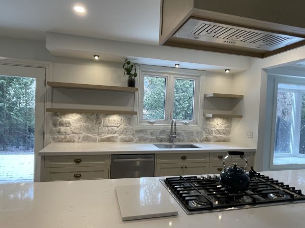 rustic large natural stone Light colored kitchen backsplash